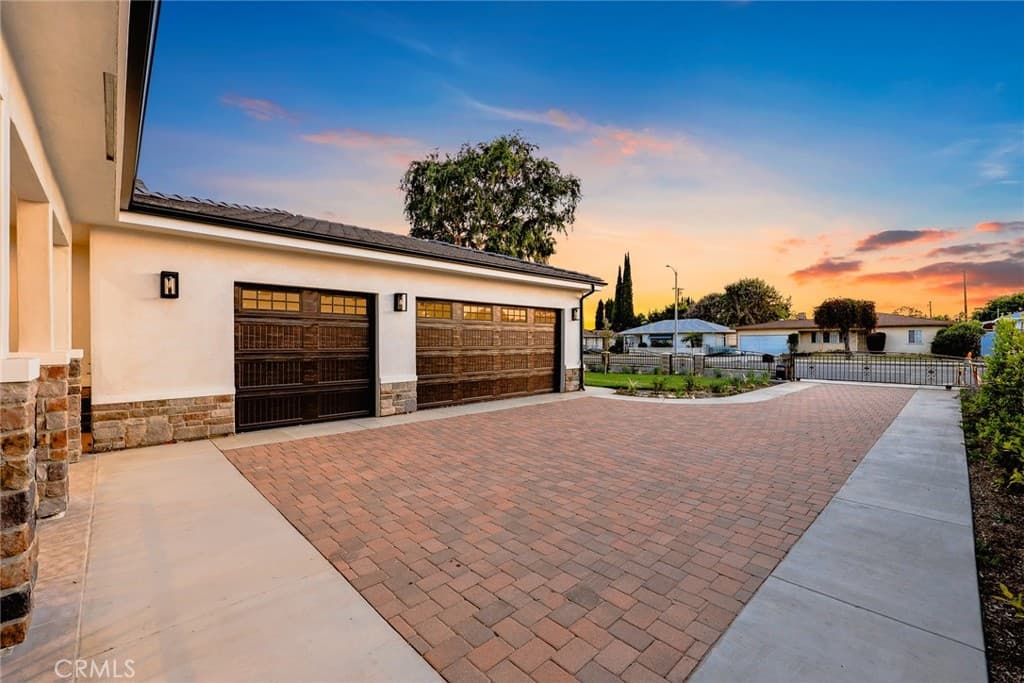 Home at 4840 Temple City Boulevard, Temple City — photo 11 of 12