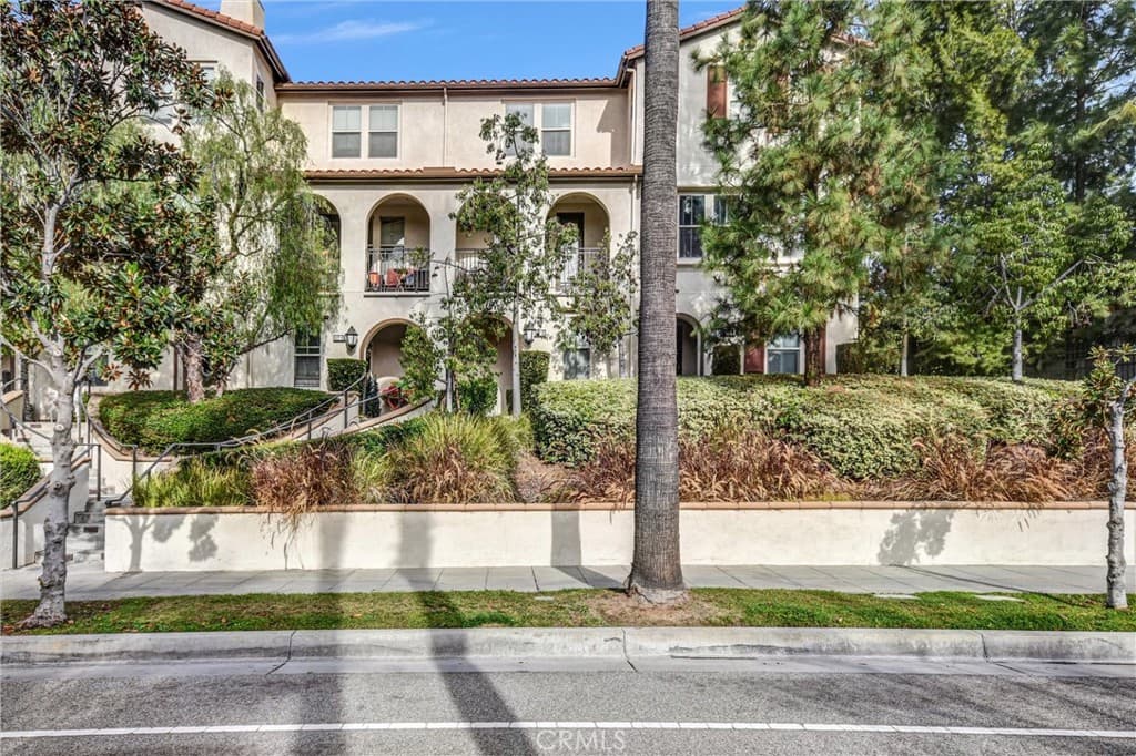 Condo at 827 E Promenade E, Azusa — photo 1 of 12