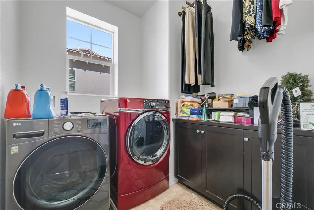 Condo at 329 N Fenimore, Azusa — photo 12 of 12
