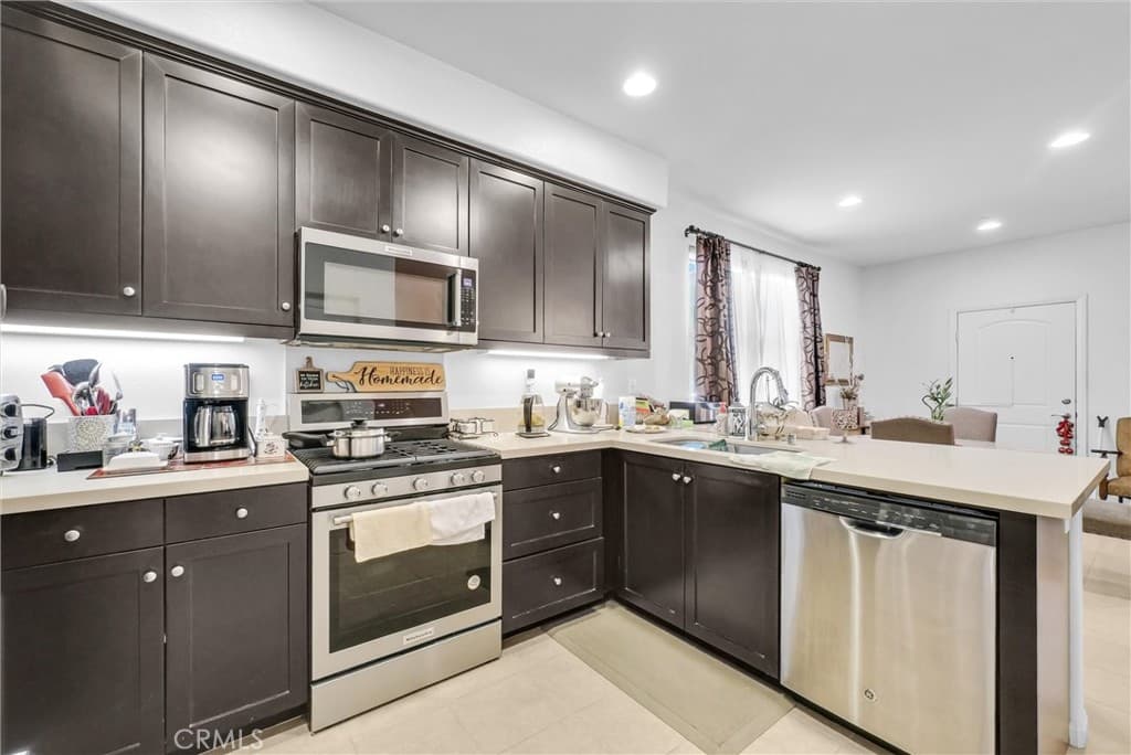 Condo at 329 N Fenimore, Azusa — photo 7 of 12
