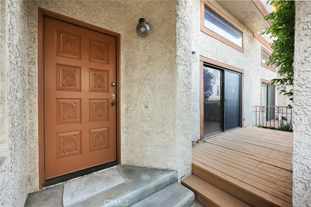 Townhouse at 1006 Arcadia D, Arcadia — photo 4 of 12