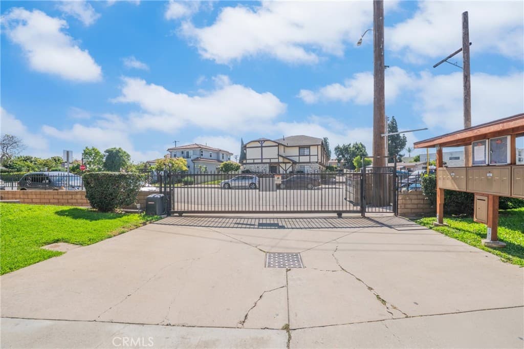 Condo at 9471 Cortada, El Monte — photo 4 of 12
