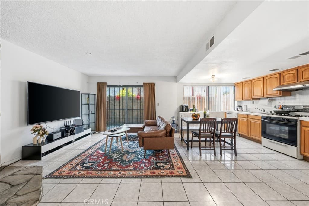 Condo at 9471 Cortada, El Monte — photo 10 of 12