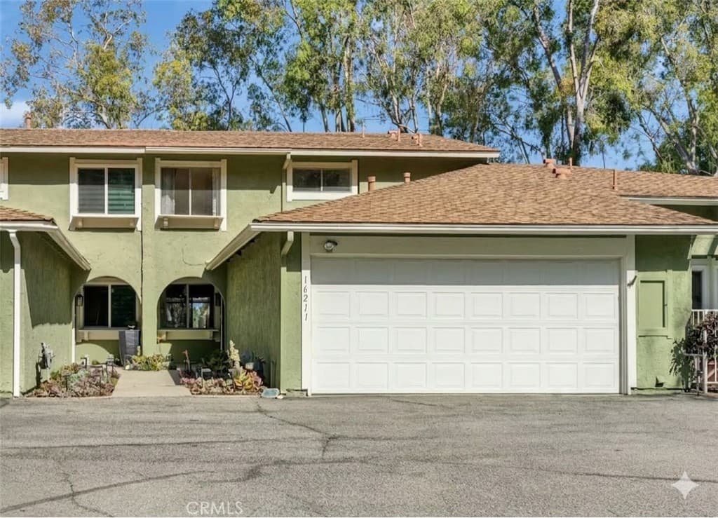 Townhouse at 16211 Sierra Ridge, Hacienda Heights — photo 2 of 12