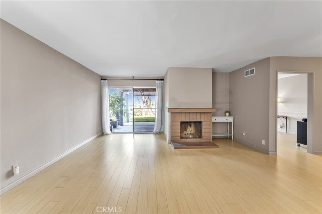 Townhouse at 16211 Sierra Ridge, Hacienda Heights — photo 6 of 12