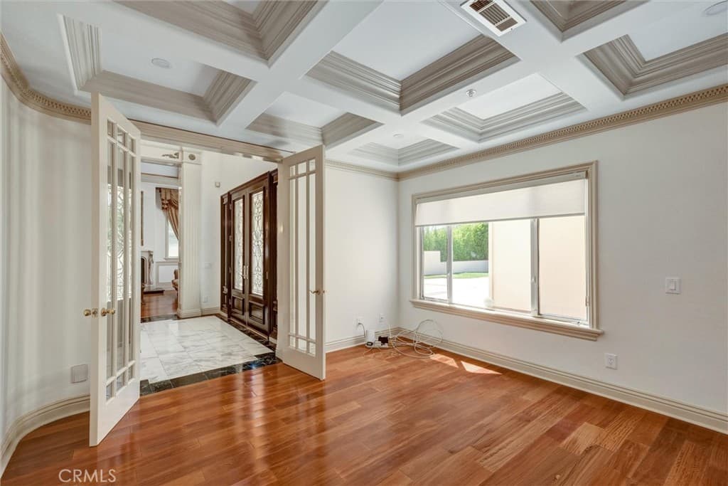 Home at 639 W Longden, Arcadia — photo 11 of 12