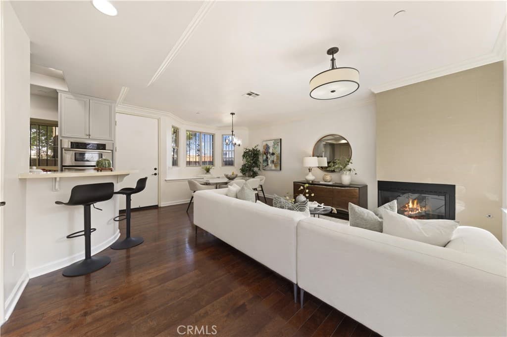 Condo at 726 Fairview D, Arcadia — photo 6 of 12