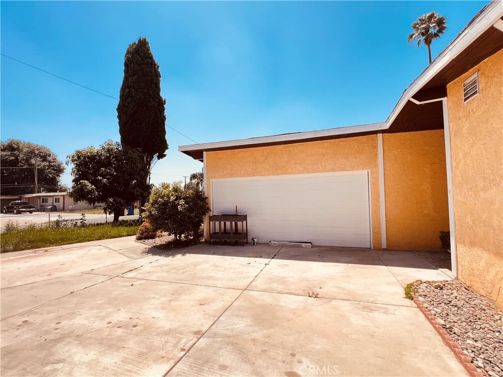 Home at 16151 E Kingside, Covina — photo 3 of 12
