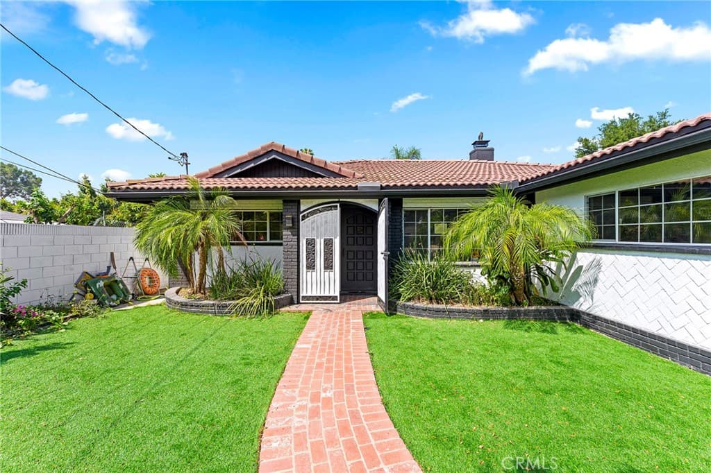 Home at 5121 Elrovia ave, El Monte — photo 1 of 12