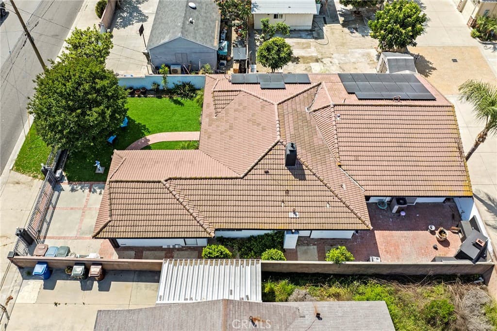 Home at 5121 Elrovia ave, El Monte — photo 11 of 12