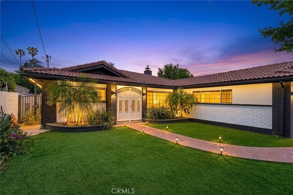 Home at 5121 Elrovia ave, El Monte — photo 8 of 12