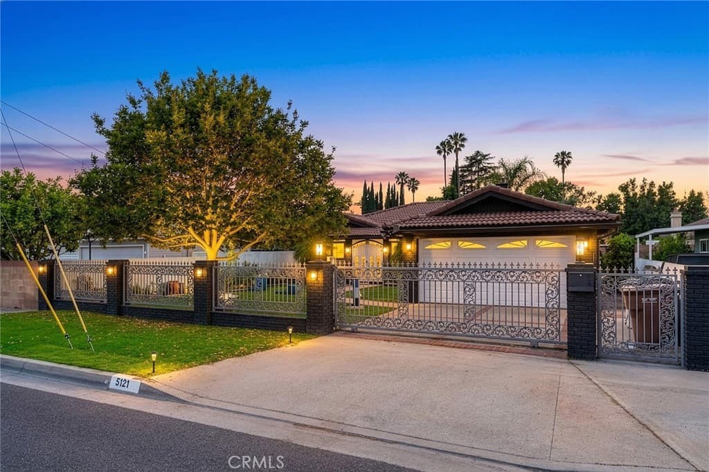 Home at 5121 Elrovia ave, El Monte — photo 9 of 12