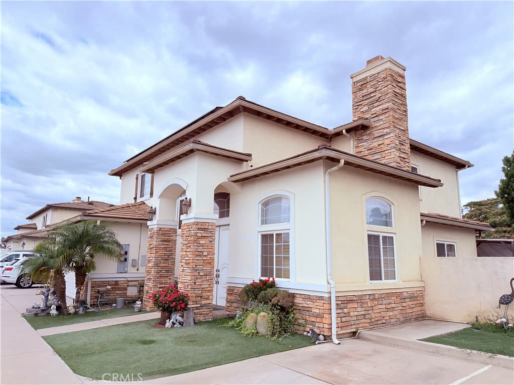 Home at 5215 Buffington, El Monte — photo 2 of 4
