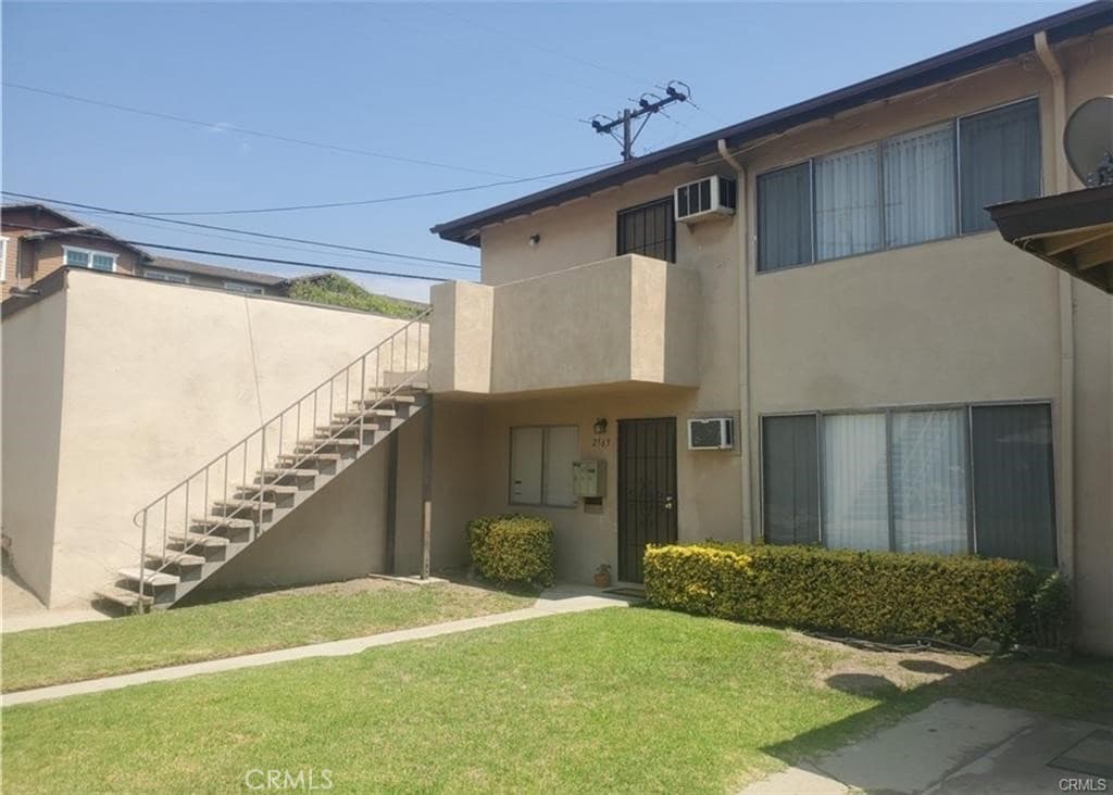 Home at 2567 Hayes, La Verne — photo 2 of 4