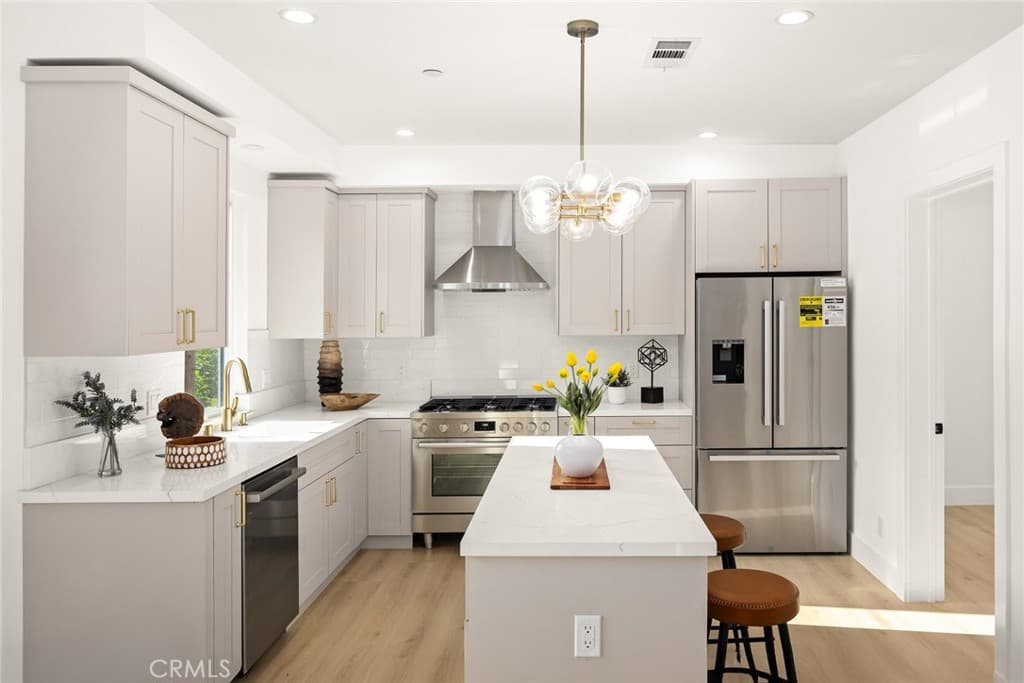 Townhouse at 905 SUNSET BLVD A, Arcadia — photo 12 of 12