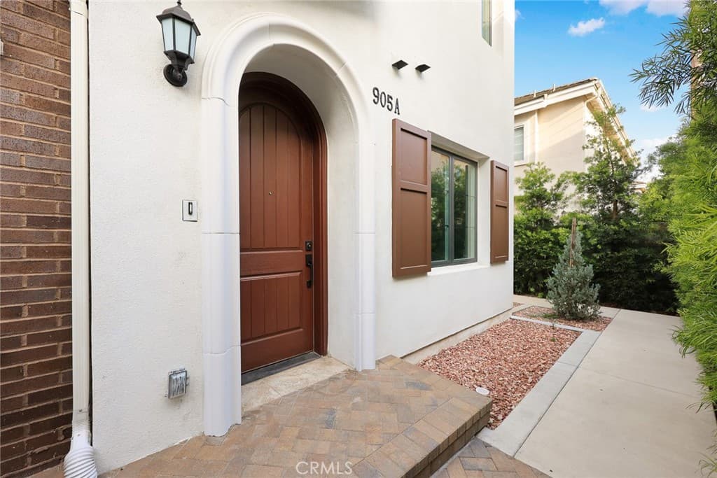 Townhouse at 905 SUNSET BLVD A, Arcadia — photo 5 of 12