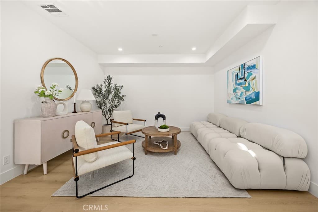 Townhouse at 905 SUNSET BLVD A, Arcadia — photo 7 of 12