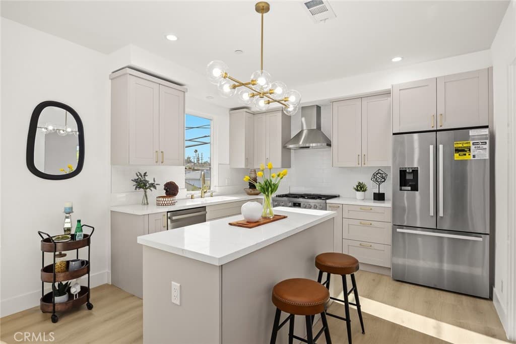 Townhouse at 905 SUNSET BLVD A, Arcadia — photo 10 of 12