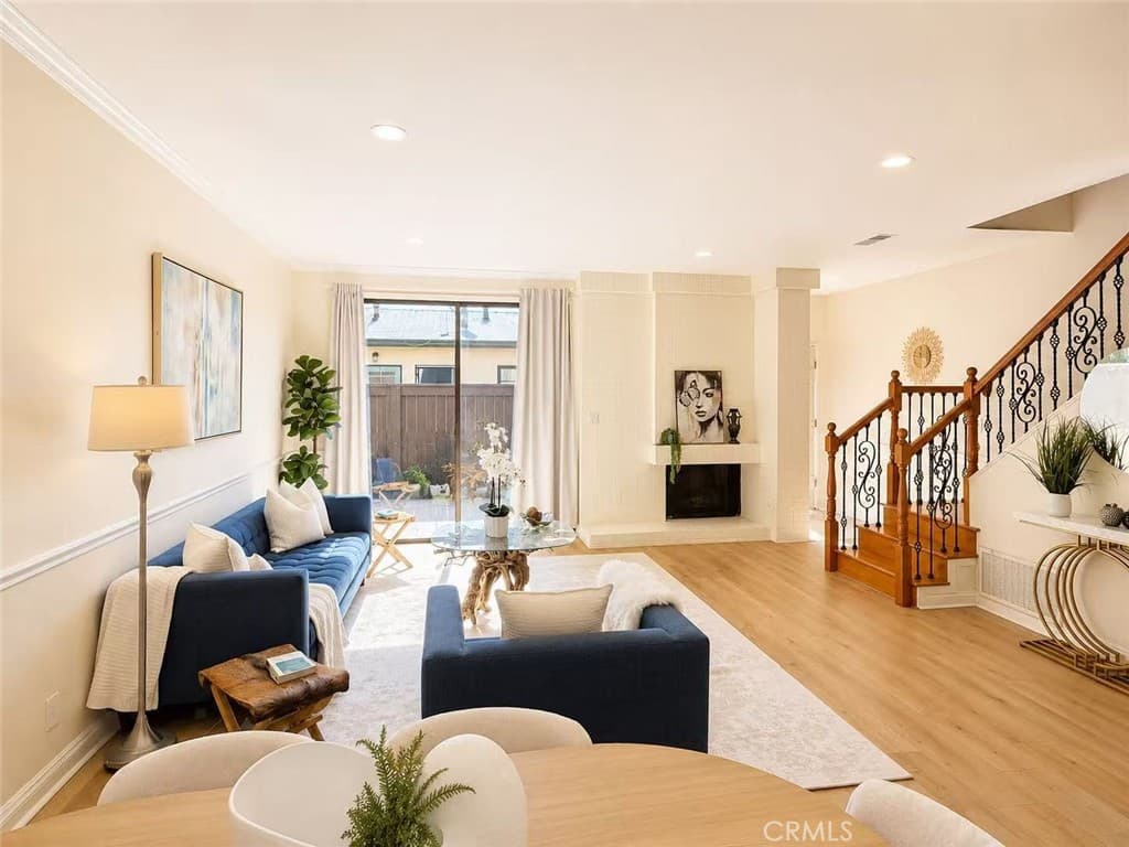 Condo at 49 Christina, Arcadia — photo 4 of 12