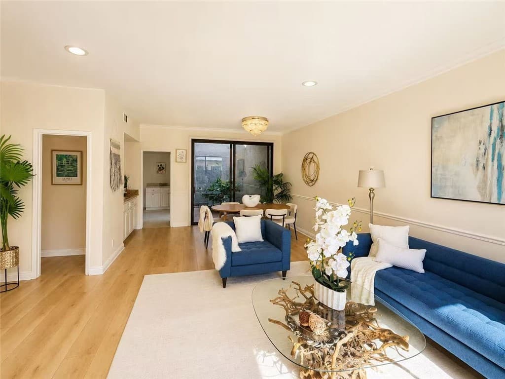 Condo at 49 Christina, Arcadia — photo 6 of 12