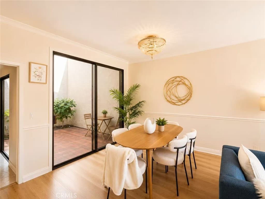 Condo at 49 Christina, Arcadia — photo 8 of 12