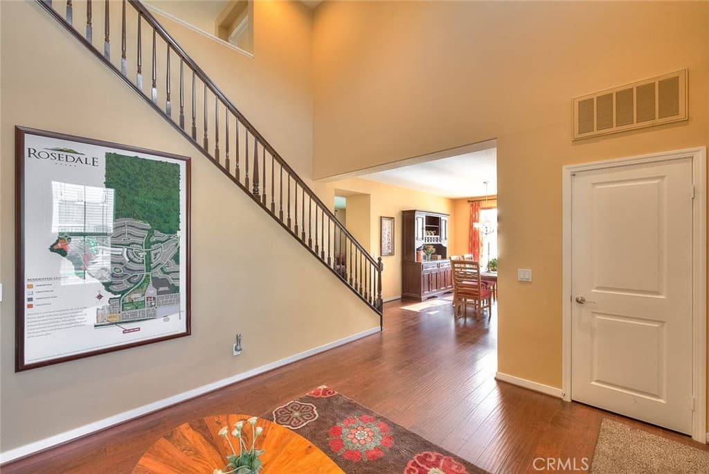 Home at 906 N Woodbine, Azusa — photo 6 of 12
