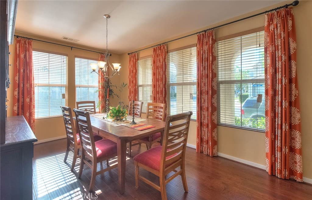 Home at 906 N Woodbine, Azusa — photo 7 of 12