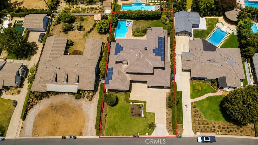 Home at 475 Cambridge, Arcadia — photo 4 of 12