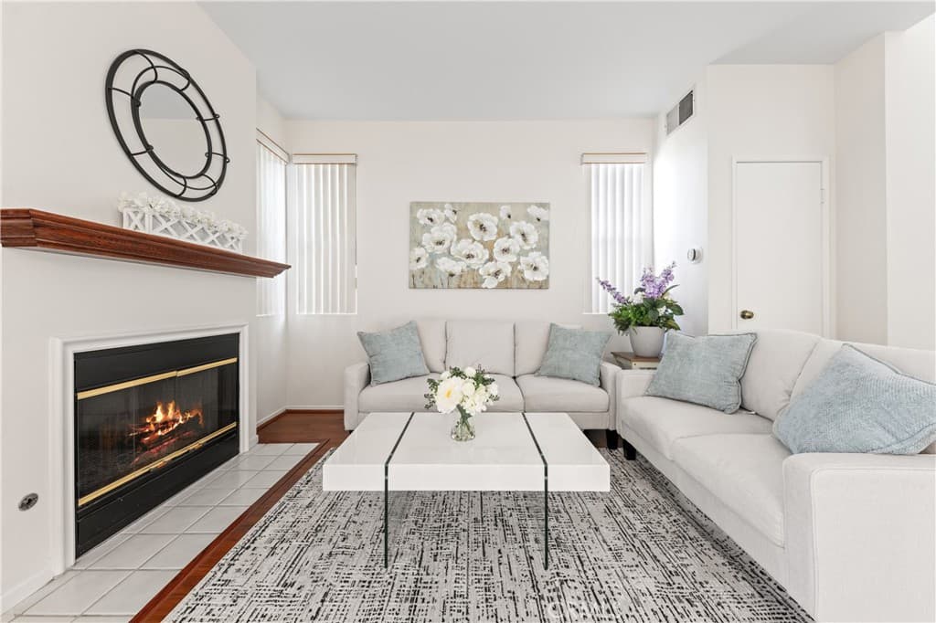 Home at 1232 Mission, Duarte — photo 6 of 12