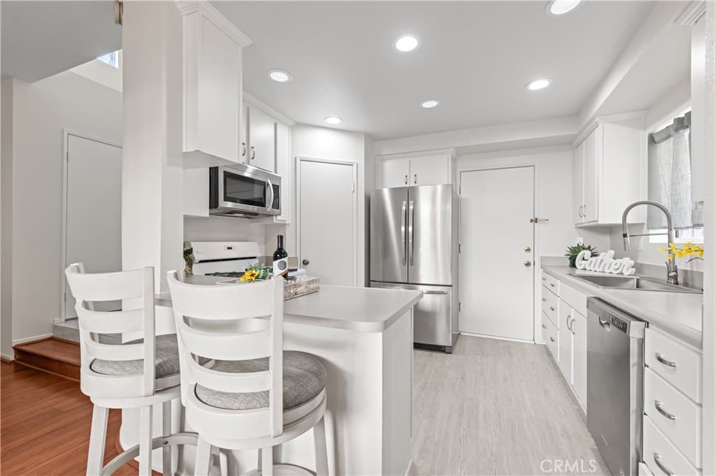 Home at 1232 Mission, Duarte — photo 9 of 12