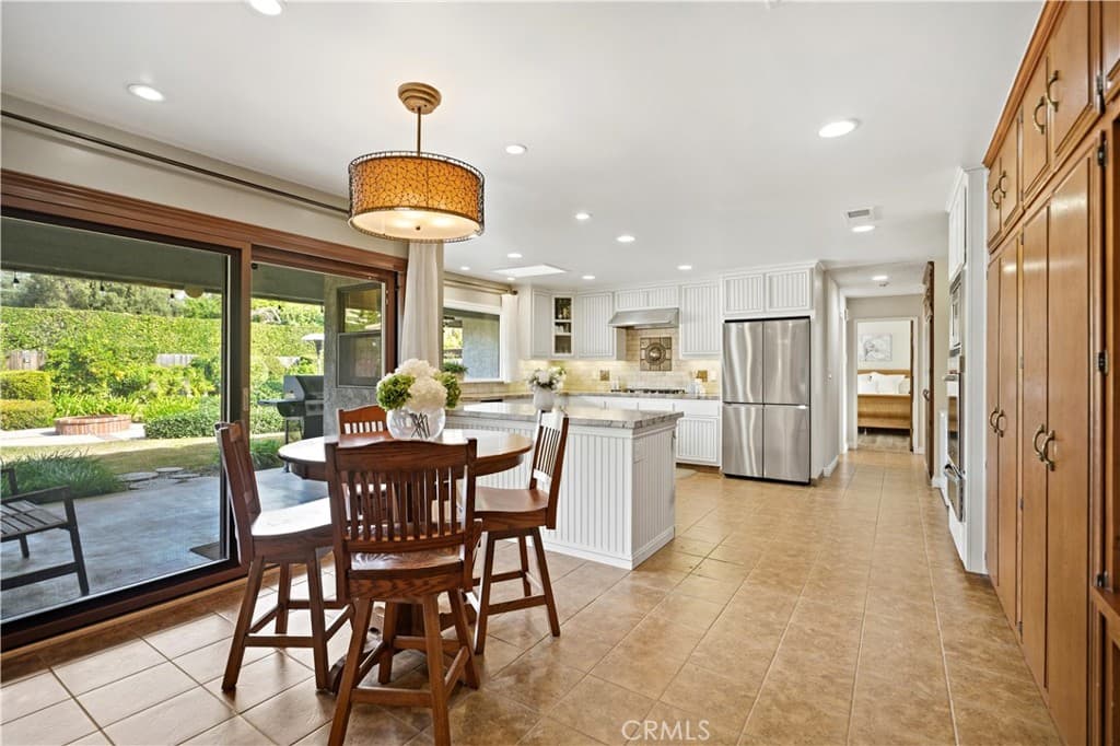 Home at 541 Rosemarie, Arcadia — photo 8 of 12