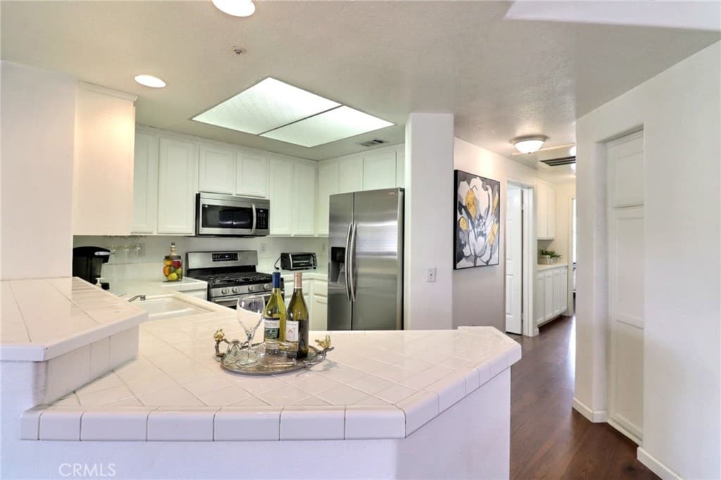 Condo at 130 S Barranca 302, West Covina — photo 3 of 11