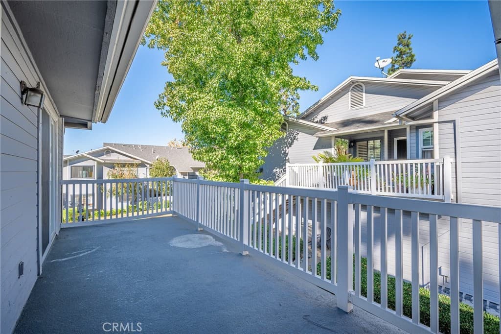 Condo at 1756 Shady Oaks Ct, Azusa — photo 3 of 12