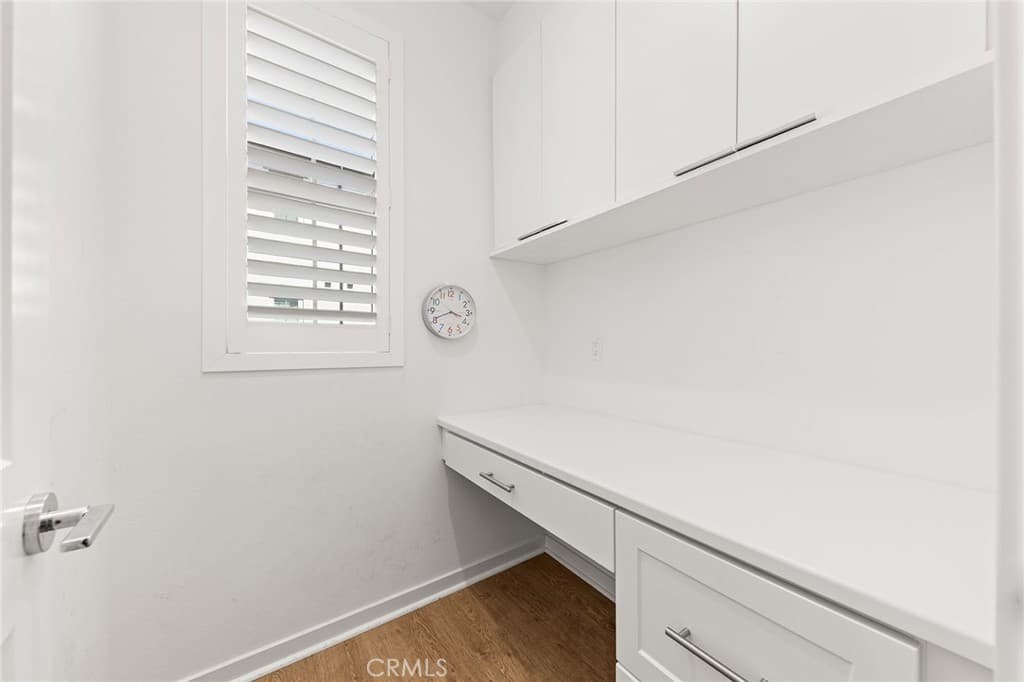 Townhouse at 207 Colby Circle, Claremont — photo 10 of 12