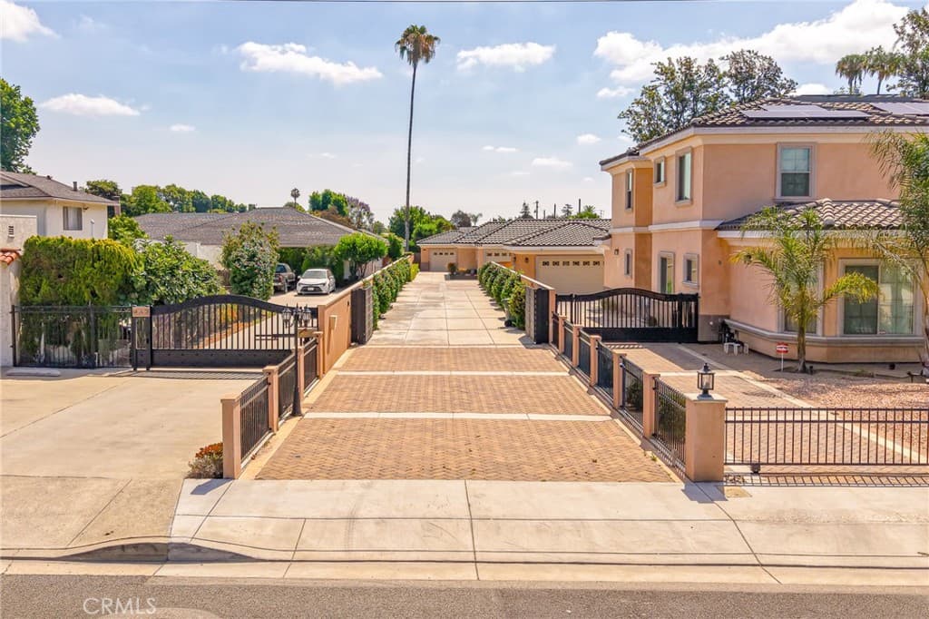 Home at 5428 Temple City Boulevard, Temple City — photo 2 of 12
