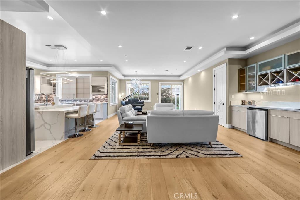 Home at 5428 Temple City Boulevard, Temple City — photo 11 of 12