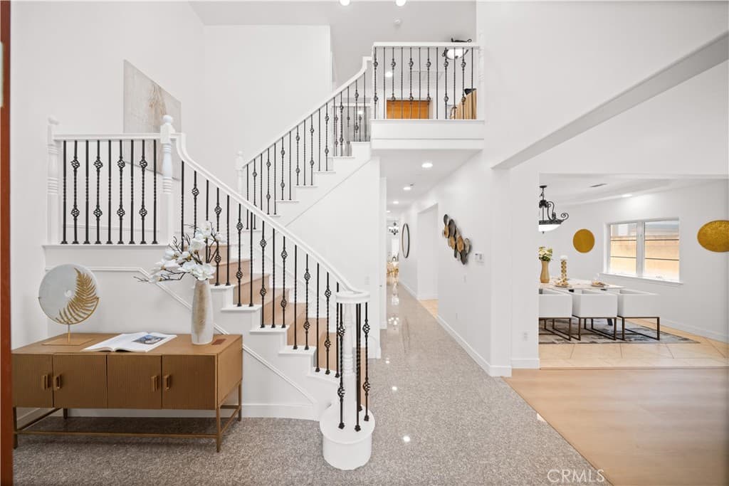 Home at 824 Ocean View Avenue, Monrovia — photo 3 of 12