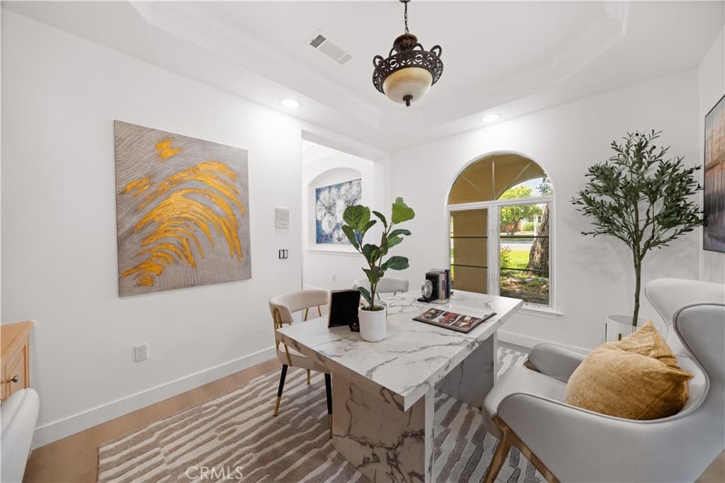 Home at 824 Ocean View Avenue, Monrovia — photo 6 of 12