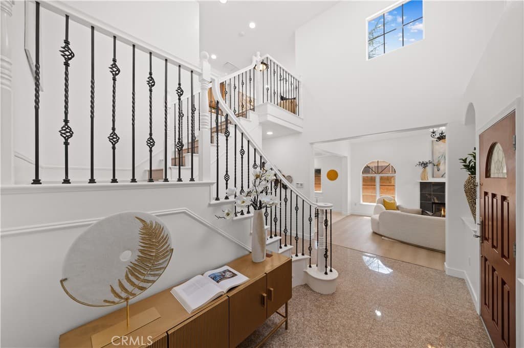 Home at 824 Ocean View Avenue, Monrovia — photo 7 of 12