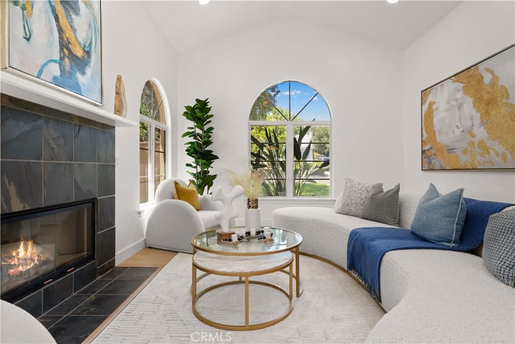 Home at 824 Ocean View Avenue, Monrovia — photo 9 of 12