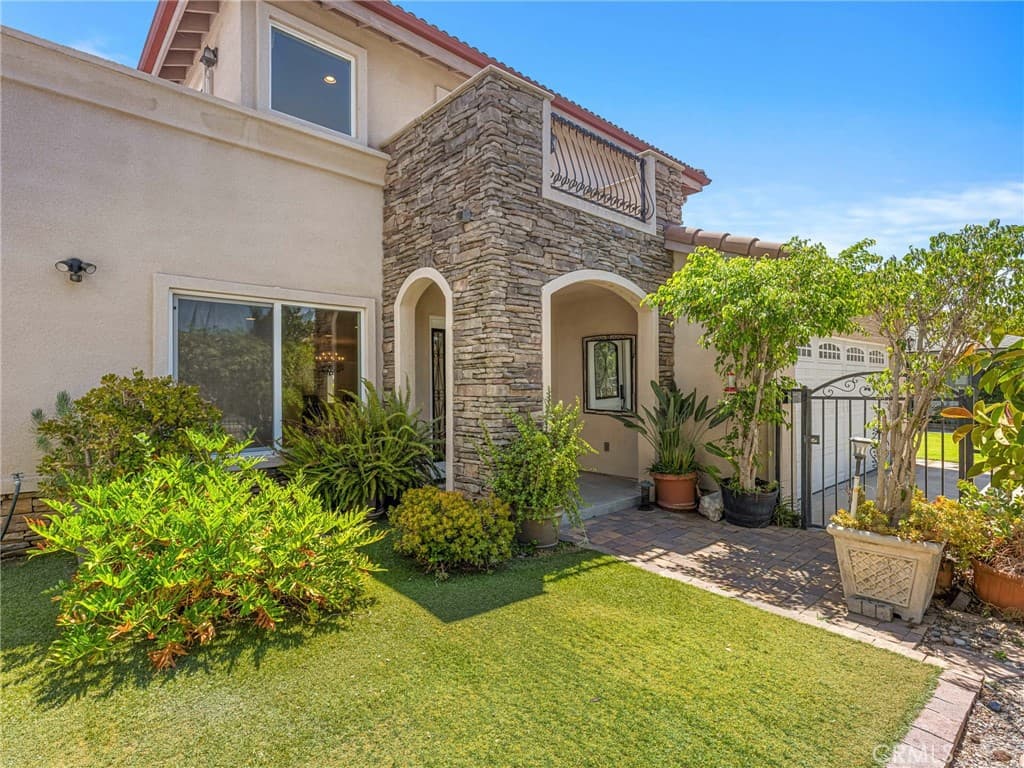 Home at 6722 Salter Avenue, Arcadia — photo 4 of 12