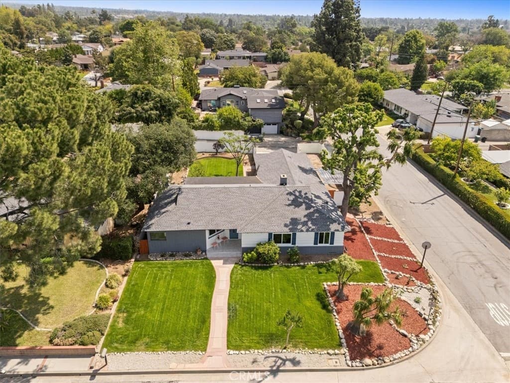 Home at 4108 Garey, Claremont — photo 8 of 12