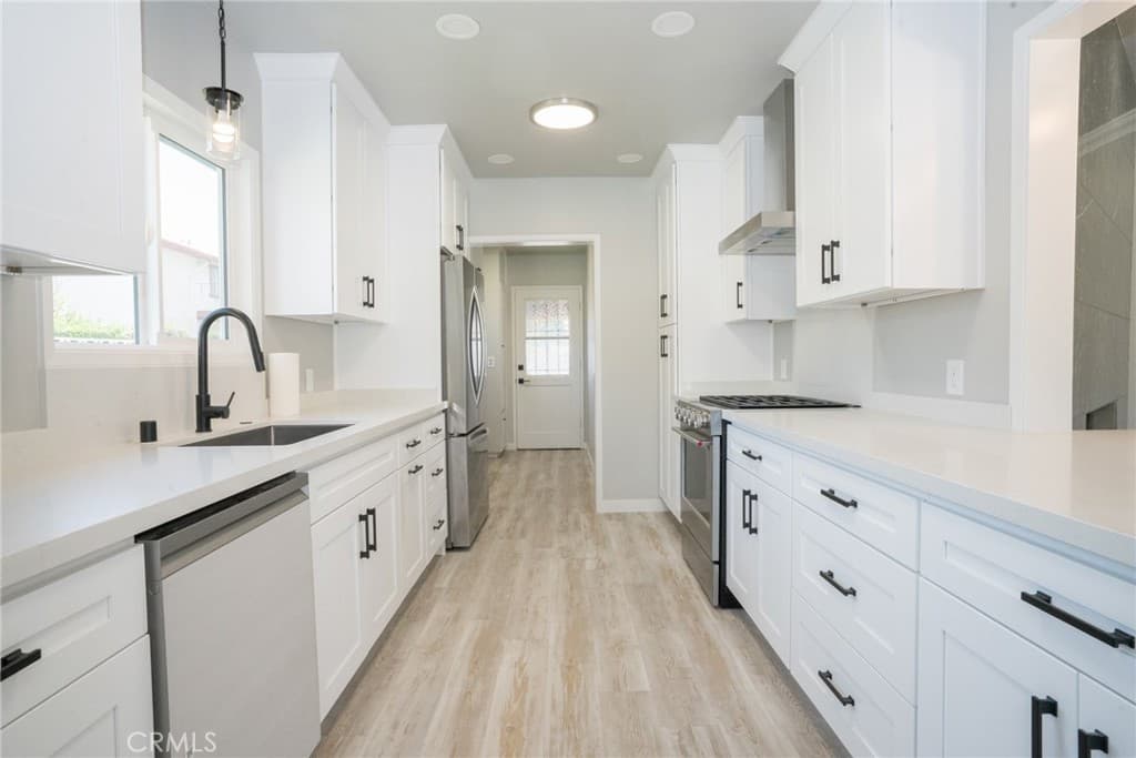 Home at 6152 Oak, Temple City — photo 6 of 12