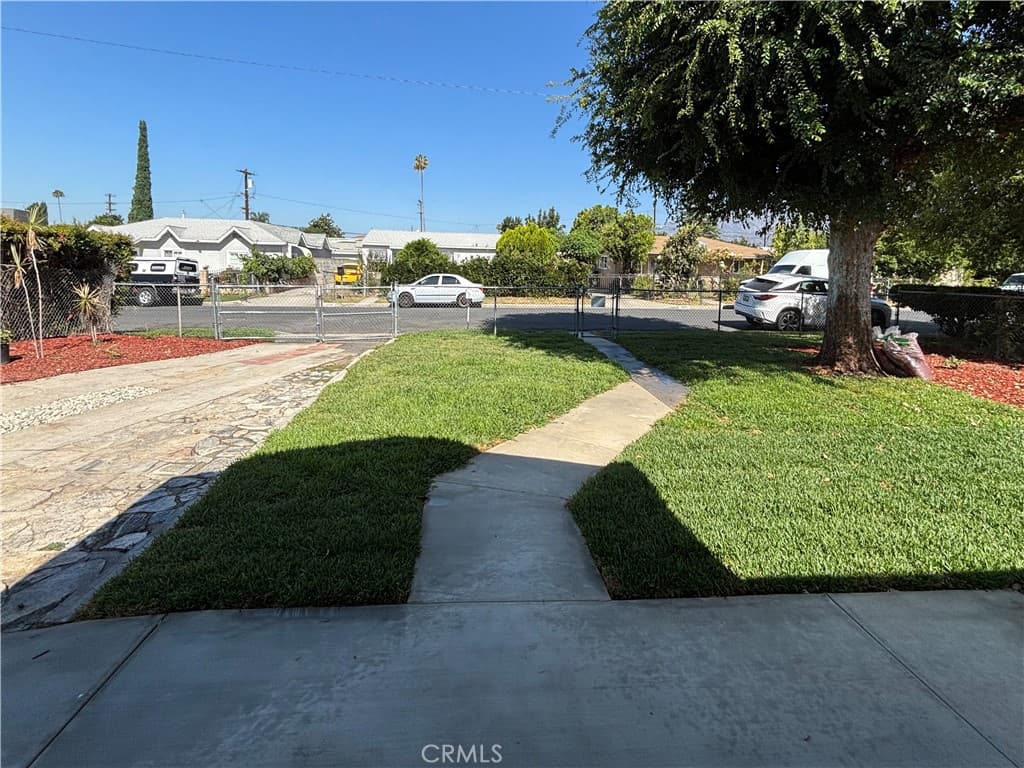 Home at 2036 Citrus View, Duarte — photo 3 of 12