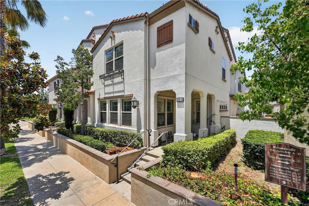 Townhouse at 849 E Prommenade D, Azusa — photo 2 of 12