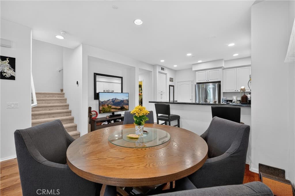Townhouse at 849 E Prommenade D, Azusa — photo 11 of 12