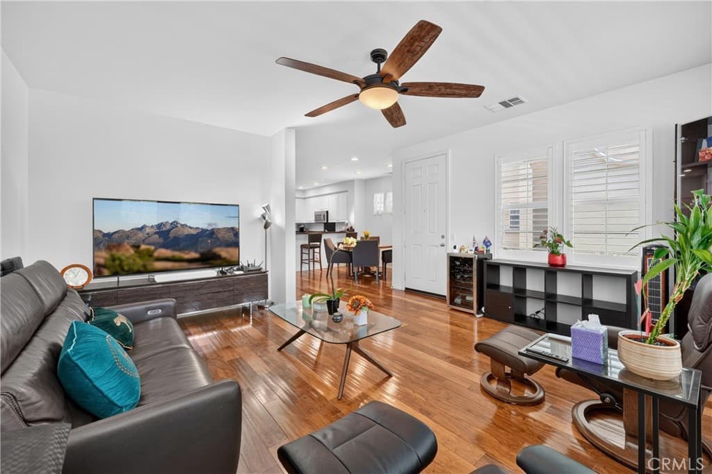 Townhouse at 849 E Prommenade D, Azusa — photo 8 of 12