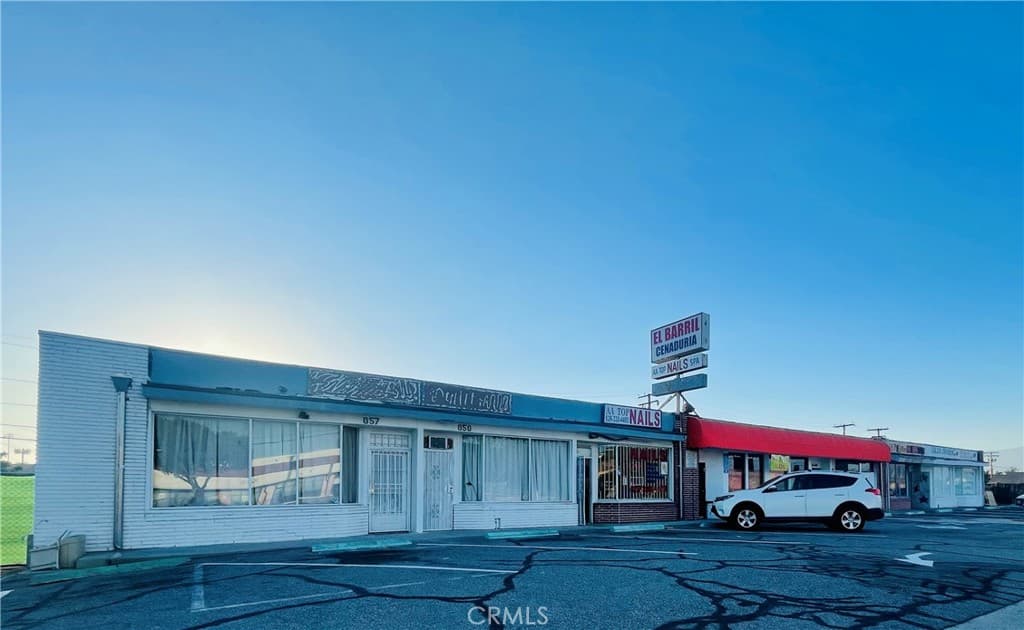 Commercial at 657 669 Glendora Avenue, La Puente — photo 2 of 5
