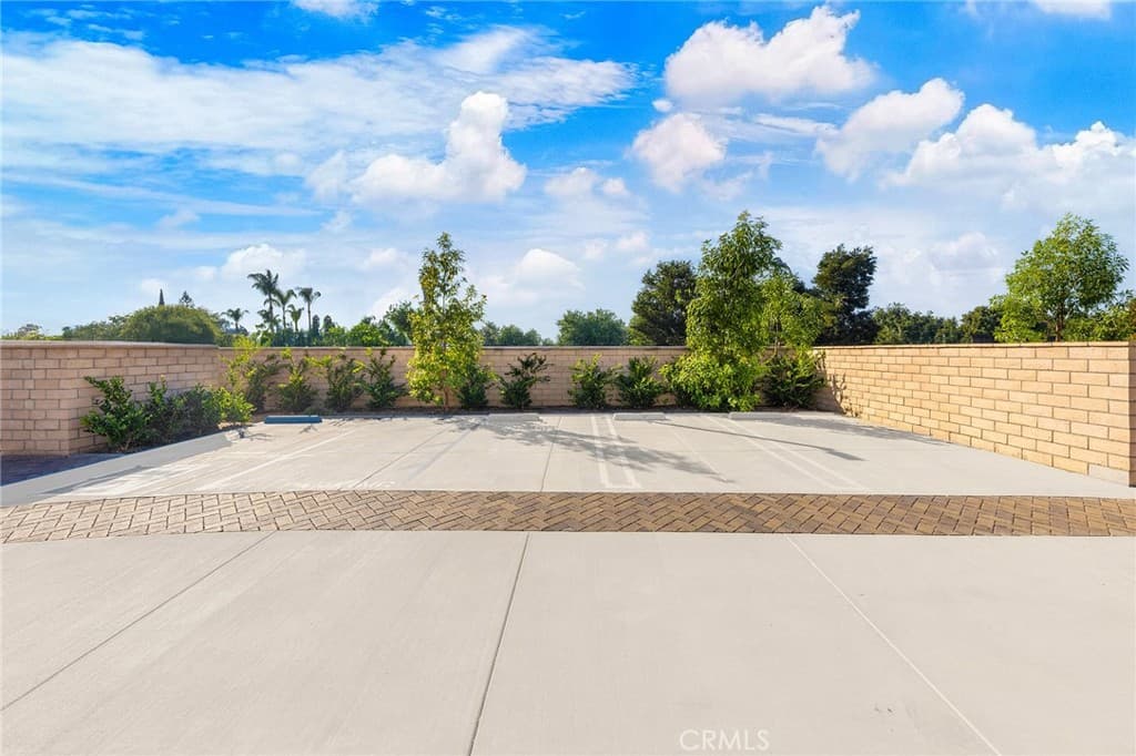 Home at 638 W Grand Avenue, Pomona — photo 3 of 12