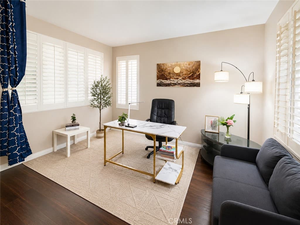 Home at 1536 Evans Avenue, Pomona — photo 3 of 12